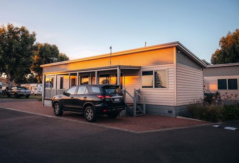 فندق Esperance Bay Holiday Park