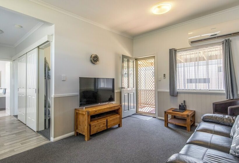 فندق Esperance Bay Holiday Park