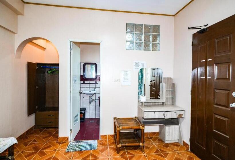 هتل Gracias Inn Boracay