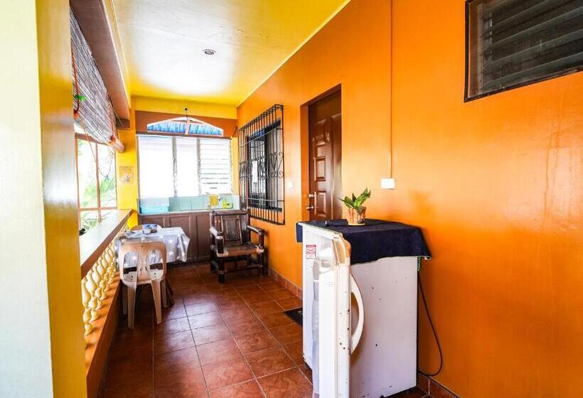 هتل Gracias Inn Boracay