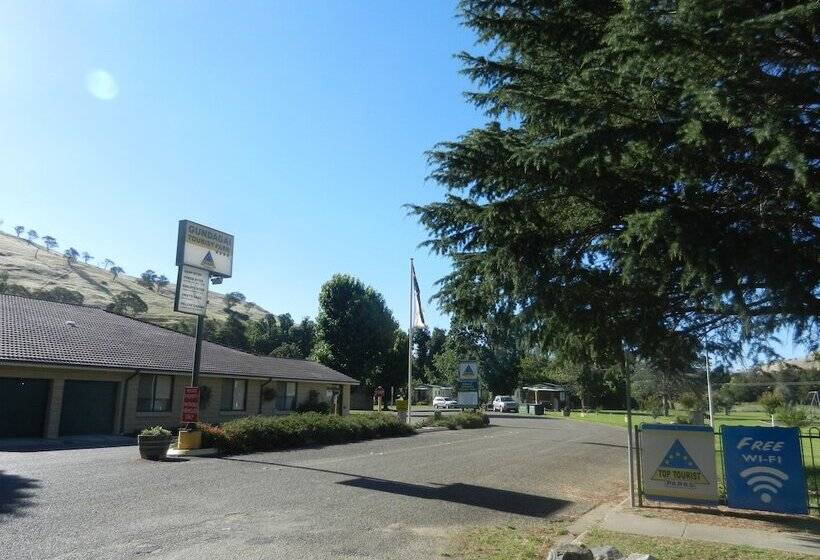 בית מלון כפרי Gundagai Cabins & Tourist Park