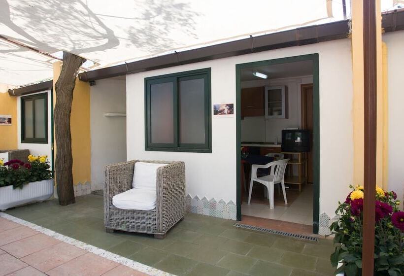 Отель Intercamping Apollo