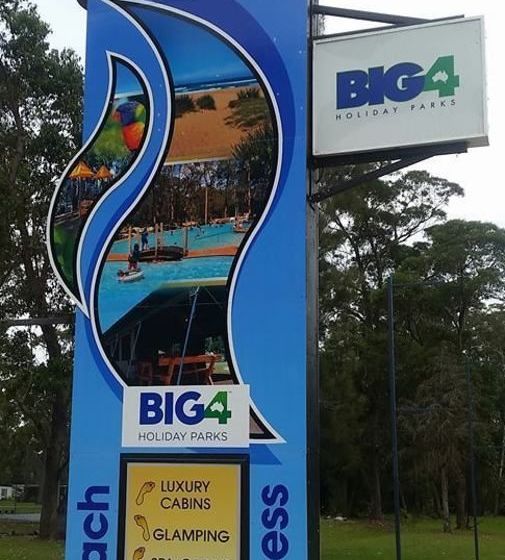 בית מלון כפרי Island View Beach Resort