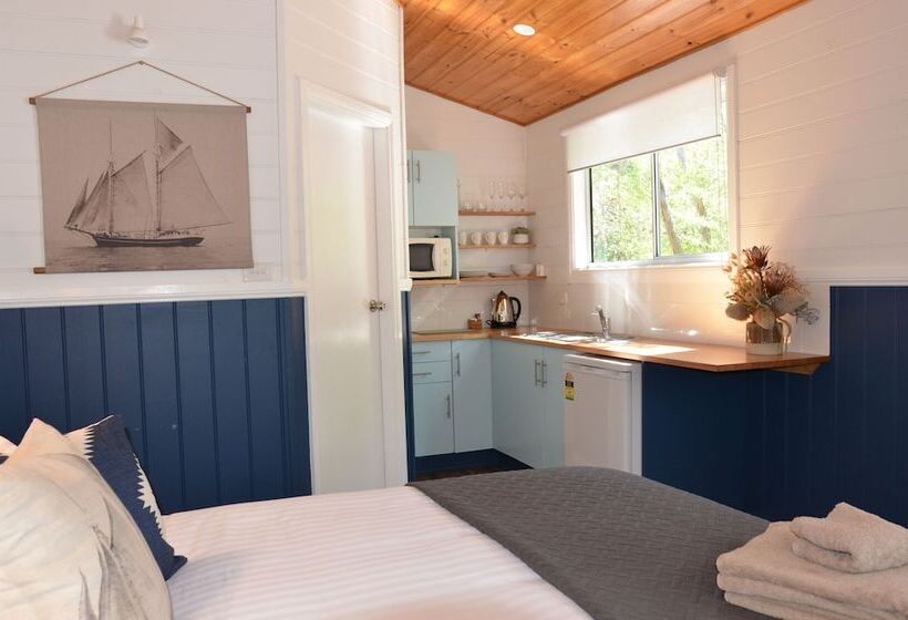 בית מלון כפרי Jervis Bay Cabins & Hidden Creek Campsite