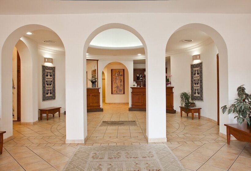 Отель Libyssonis