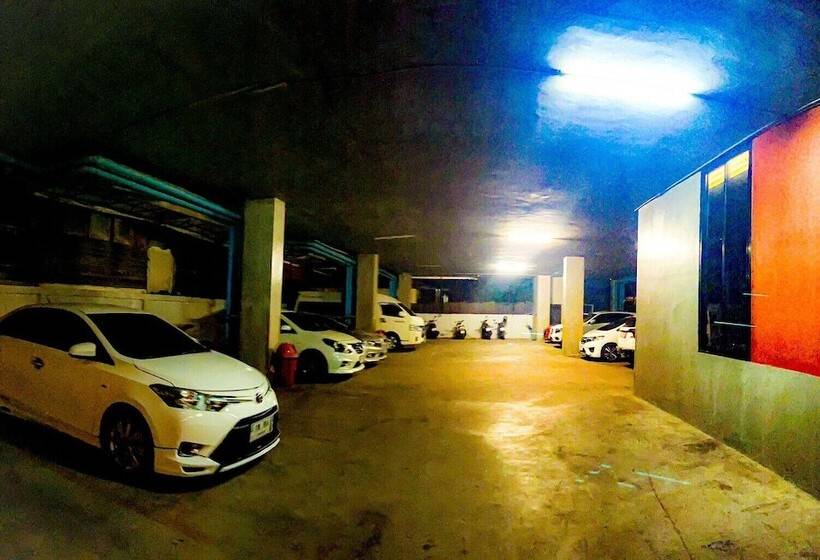 בית מלון כפרי Loft Living  Khonkaen