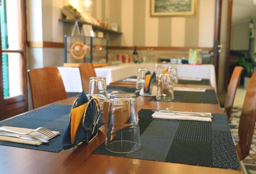 هتل Lora Rda Luxury