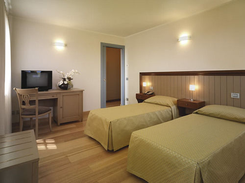 Отель Malga Rossa