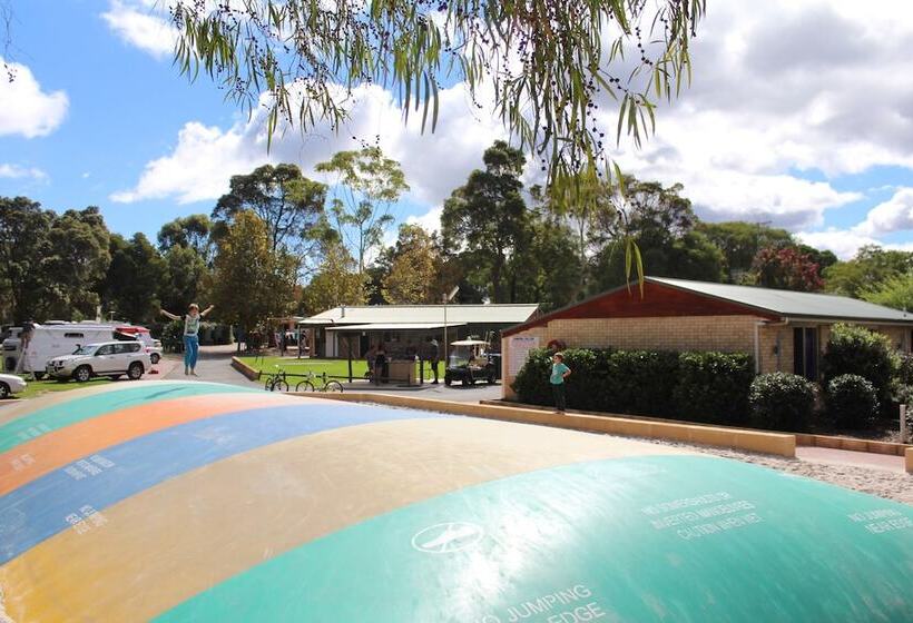 هتل Margaret River Tourist Park