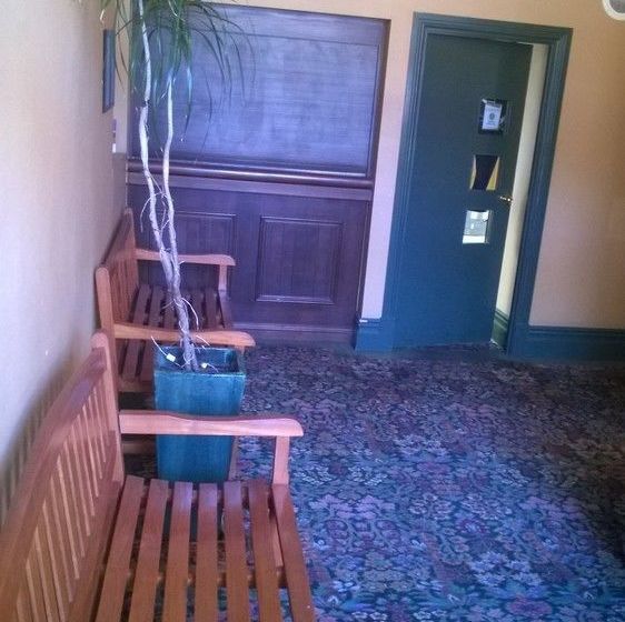 ホテル Moondyne Joe's