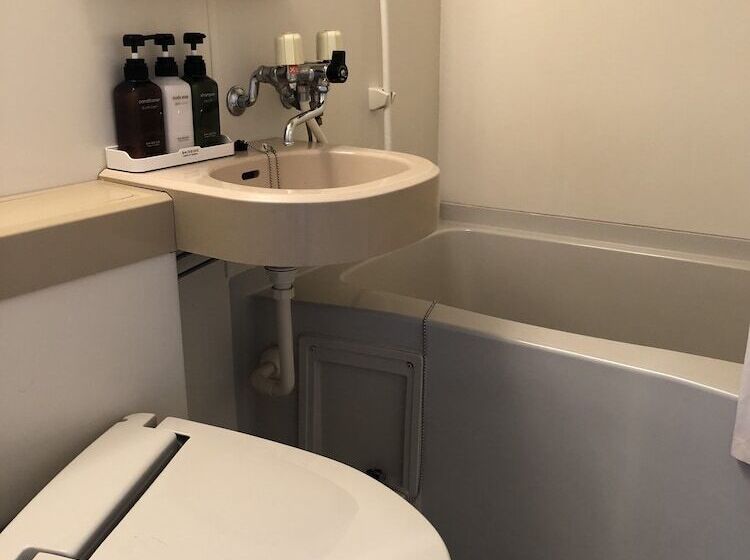 בית מלון כפרי Terminal Art Inn