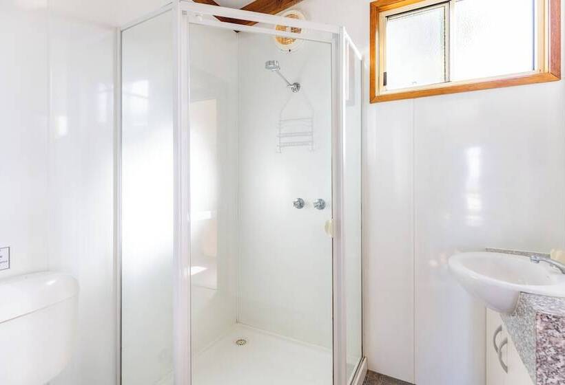 בית מלון כפרי Nrma Yarrawonga Mulwala Holiday Park