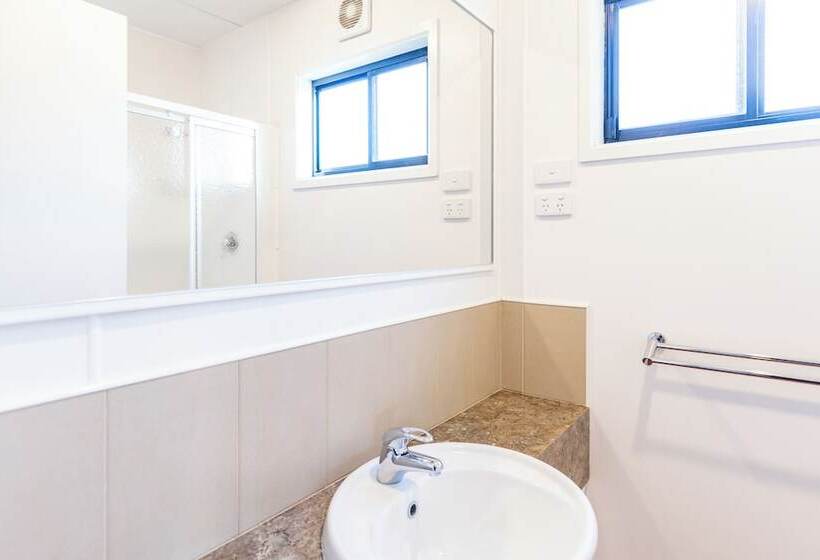 בית מלון כפרי Nrma Yarrawonga Mulwala Holiday Park