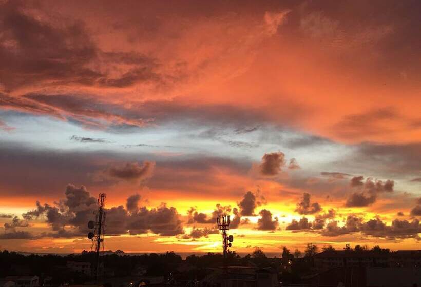 Pan Borneo Hotel Kota Kinabalu