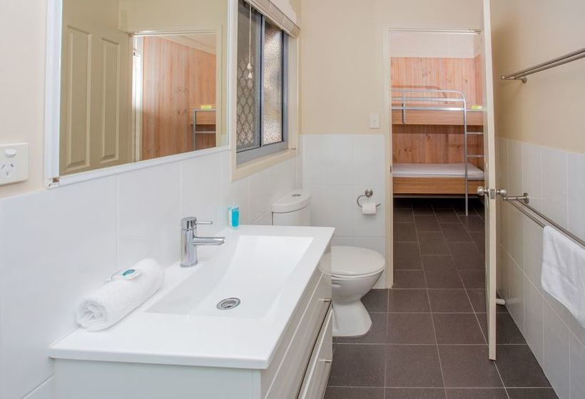 فندق Big4 Park Beach Holiday Park