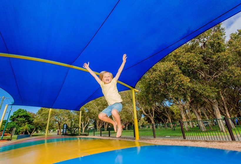 فندق Big4 Park Beach Holiday Park