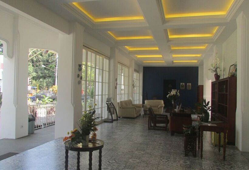 호텔 Riche Heritage