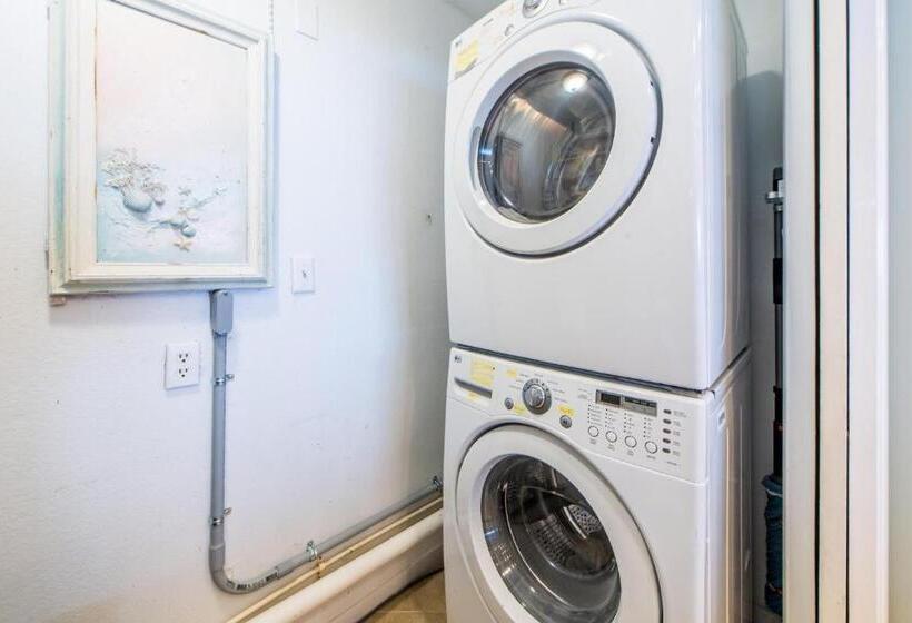 Отель Shoreline Towers 3104