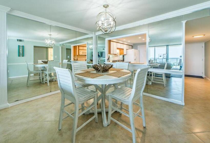 Отель Shoreline Towers 3104