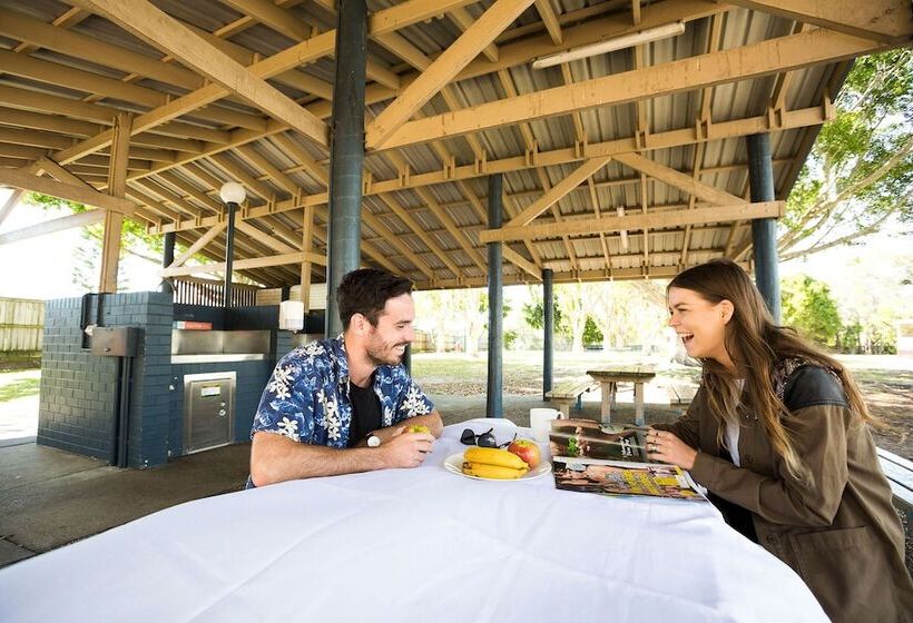 בית מלון כפרי Tallebudgera Creek Tourist Park