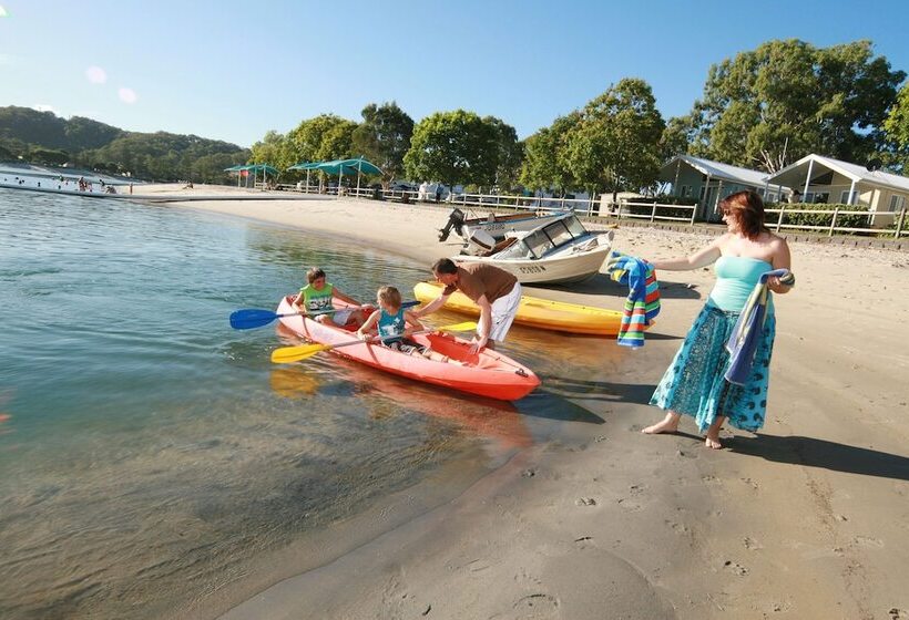 בית מלון כפרי Tallebudgera Creek Tourist Park