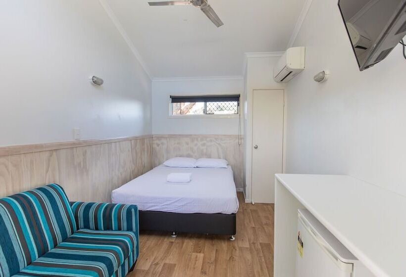 בית מלון כפרי Tallebudgera Creek Tourist Park