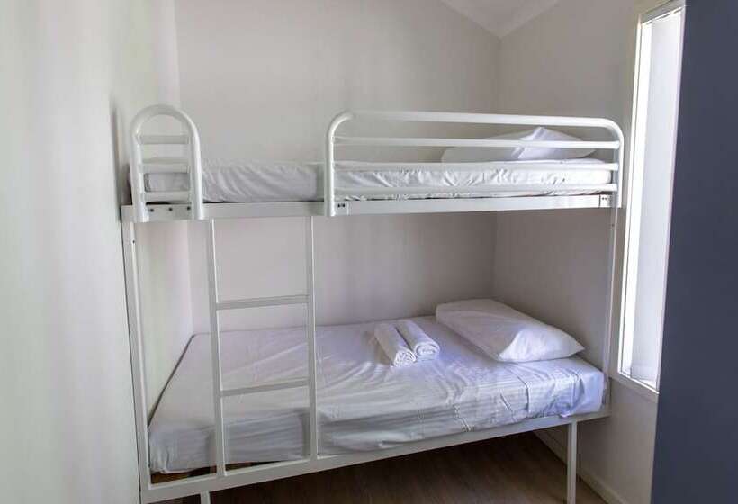 בית מלון כפרי Tallebudgera Creek Tourist Park