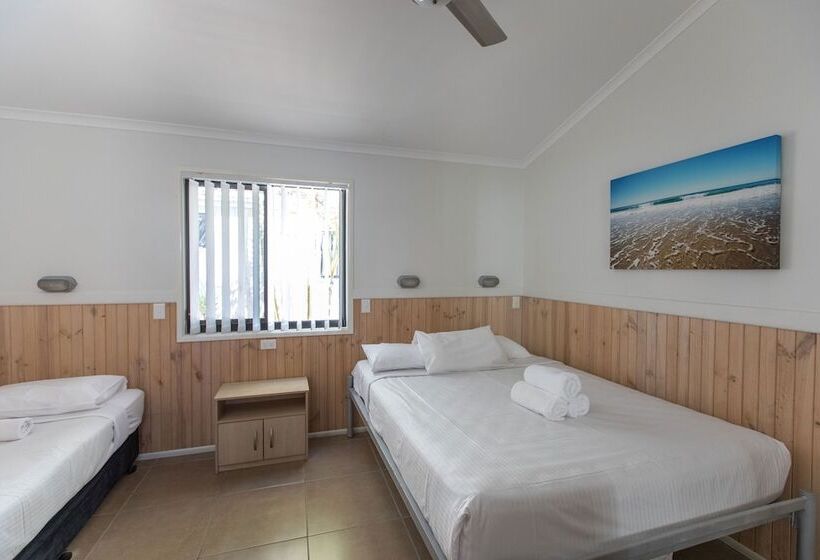 בית מלון כפרי Tallebudgera Creek Tourist Park