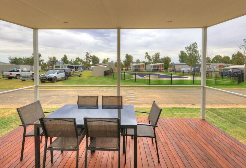 בית מלון כפרי Tasman Holiday Parks   Lake Mulwala