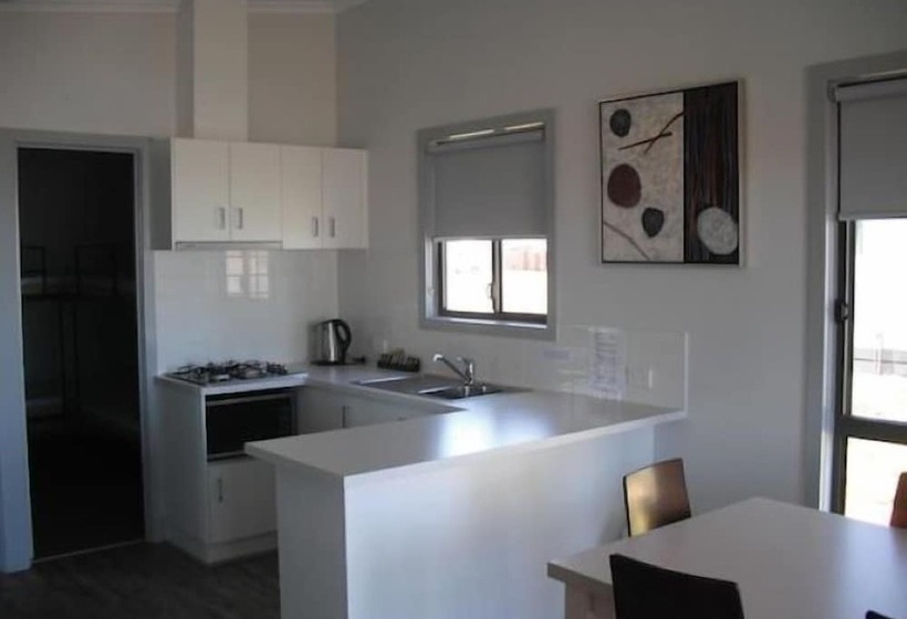 בית מלון כפרי Tasman Holiday Parks   Lake Mulwala