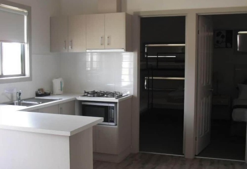 Отель Tasman Holiday Parks   Lake Mulwala