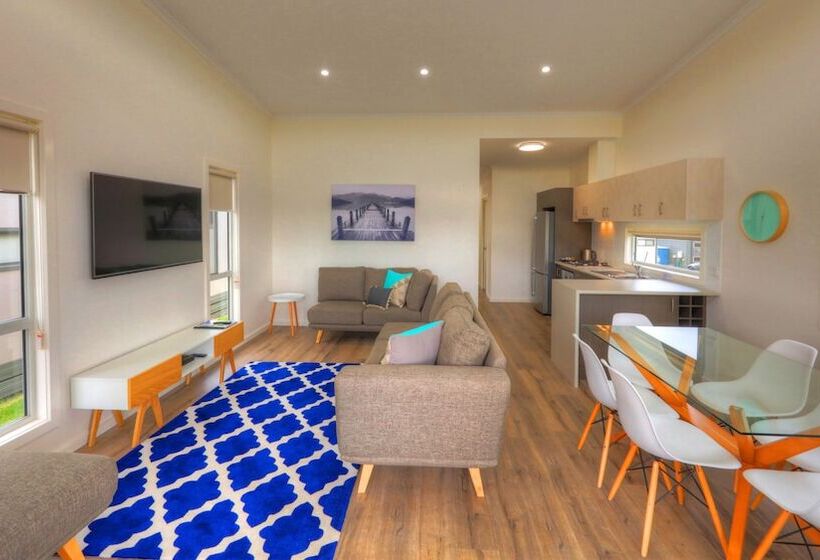 בית מלון כפרי Tasman Holiday Parks   Lake Mulwala