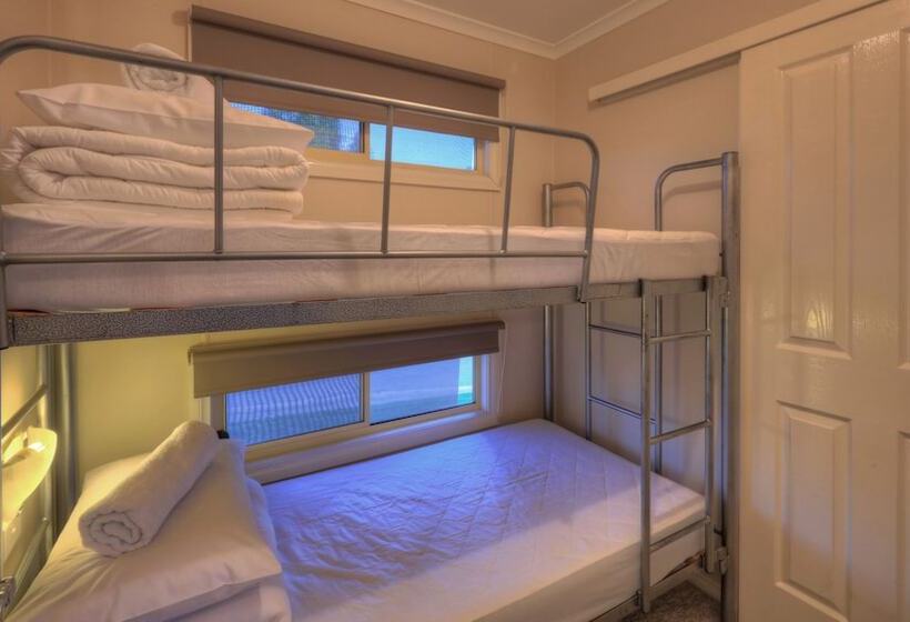 בית מלון כפרי Tasman Holiday Parks   Lake Mulwala