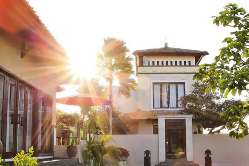 ホテル The Eyes Bali Villa