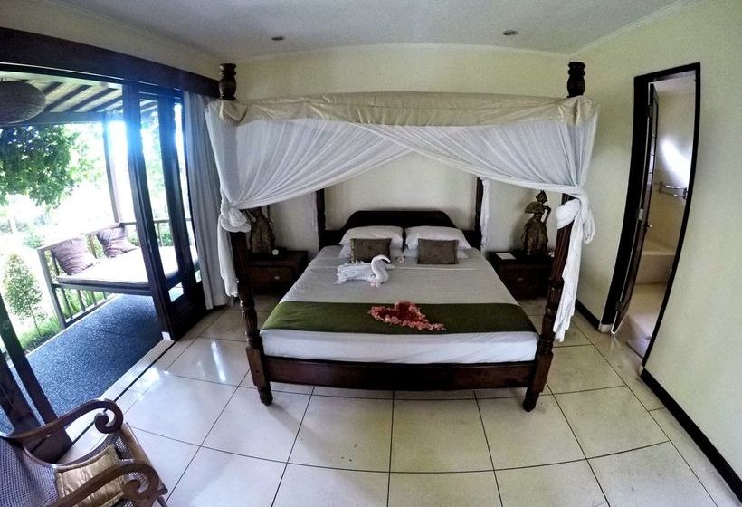 ホテル The Eyes Bali Villa