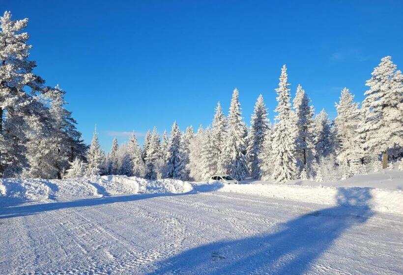 Отель Wärdshuset Klarälvdalen