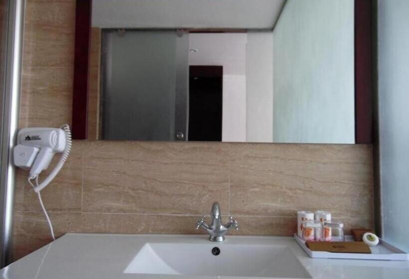 Xishuangbanna Hotel Laos Luang Prabang