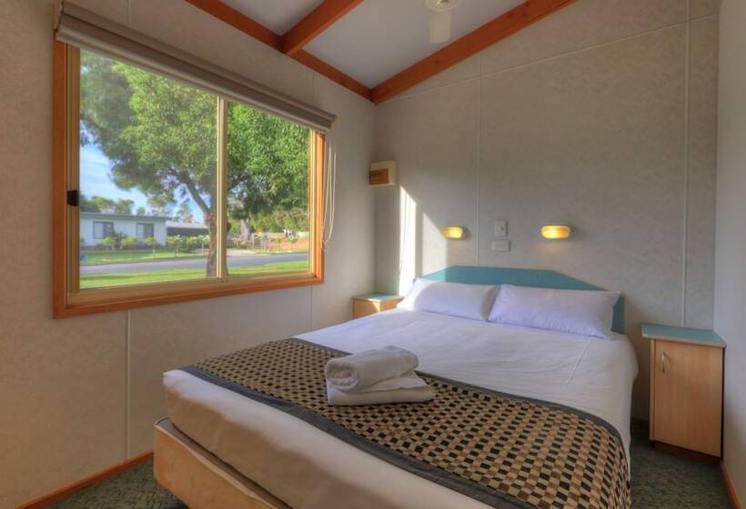 בית מלון כפרי Yarrawonga Holiday Park