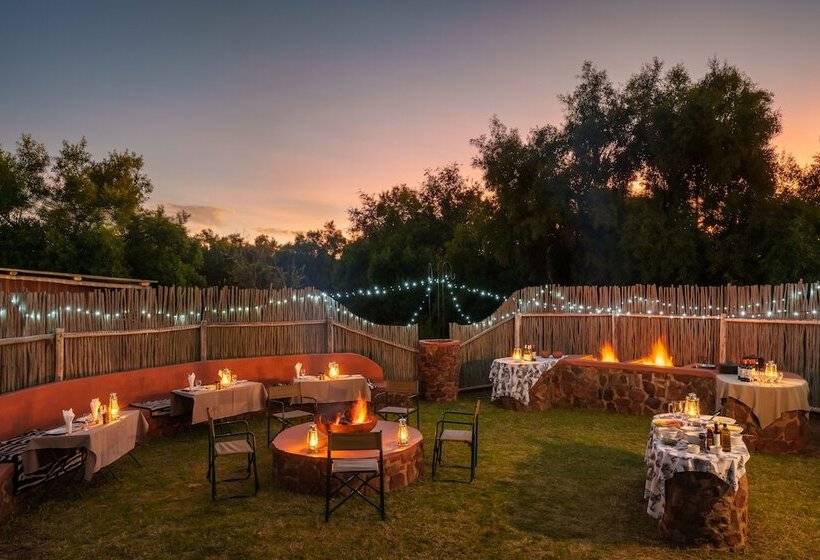 בית מלון כפרי Zebras Crossing