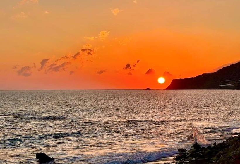 Kastro Studios Apartments