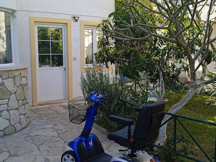 Kastro Studios Apartments