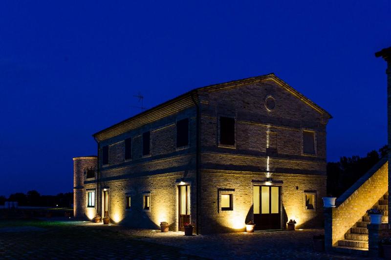 Moretti Village  B&b