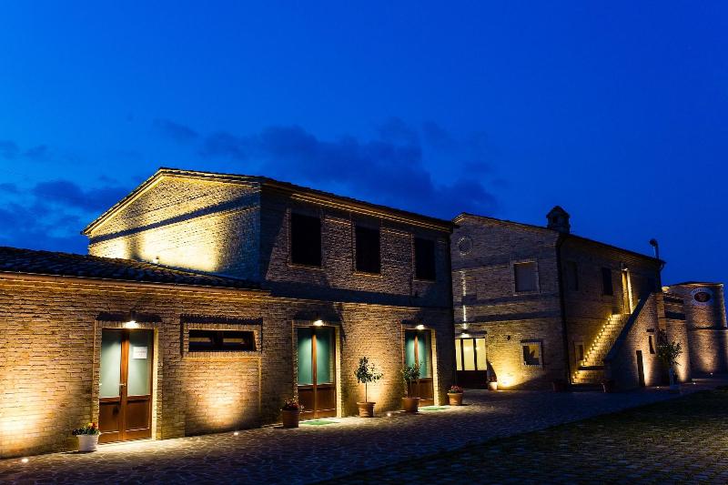 Moretti Village  B&b
