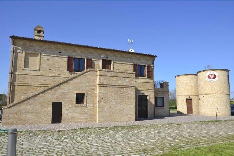 Moretti Village  B&b