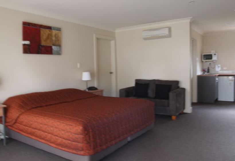 Мотель Alexander Cameron Suites