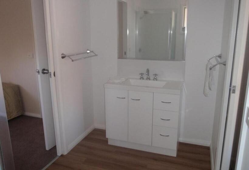 فندق على الطريق Ashleigh Court Motor Inn