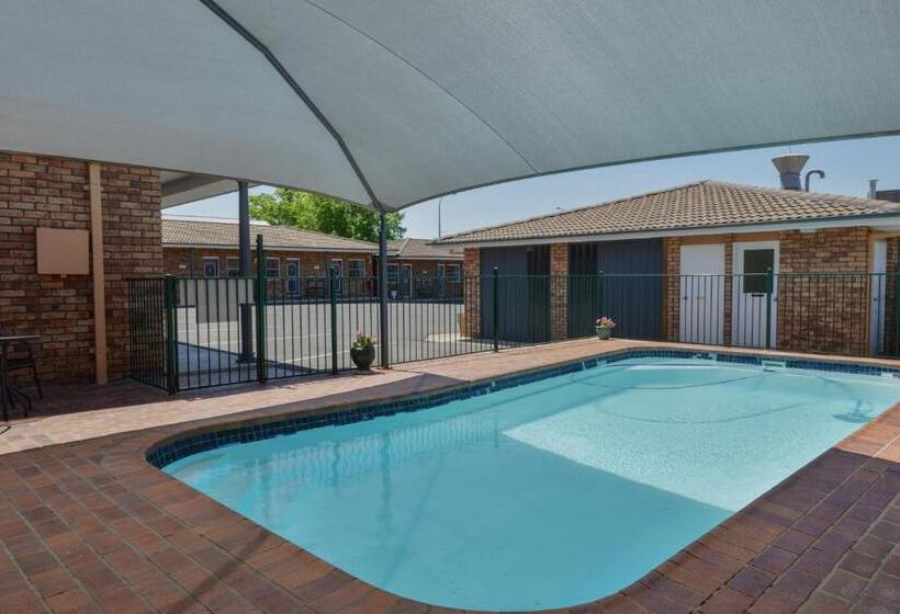 مُتل Cadman Motor Inn And Apartments