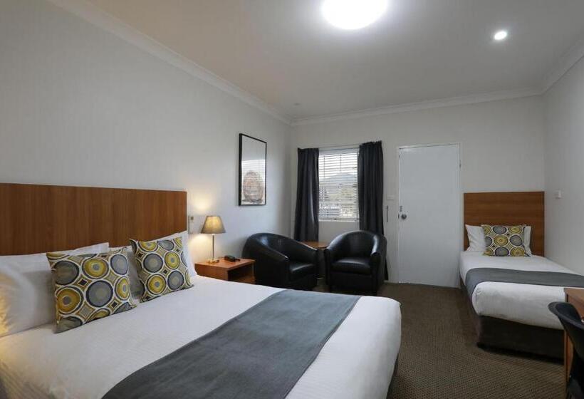 فندق على الطريق Cadman Motor Inn And Apartments