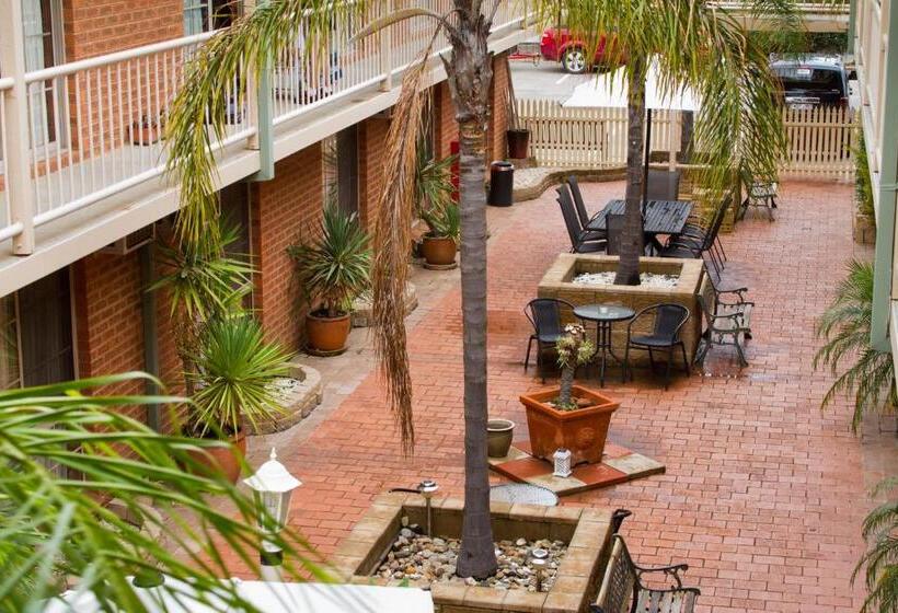 فندق على الطريق Central Yarrawonga Motor Inn