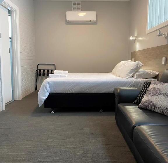 فندق على الطريق Elimatta